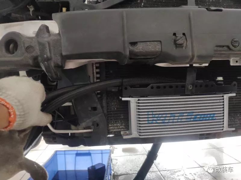 奥迪a3升级17款前杠,奥迪a335tfsi改装