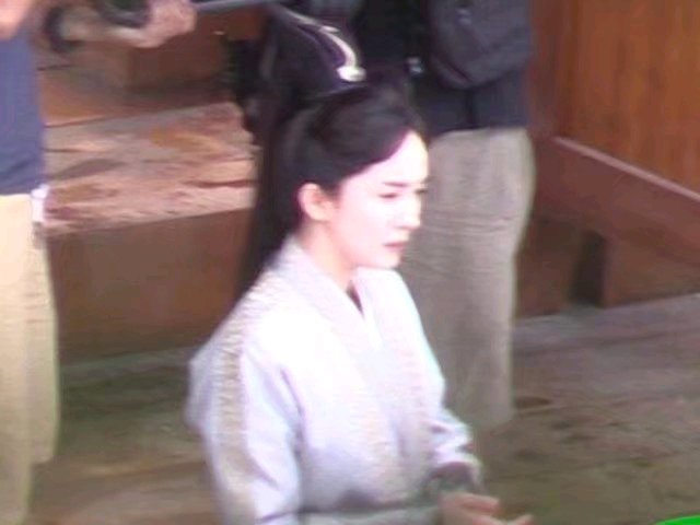 杨幂翻白眼不耐烦,杨幂眼神慌张采访