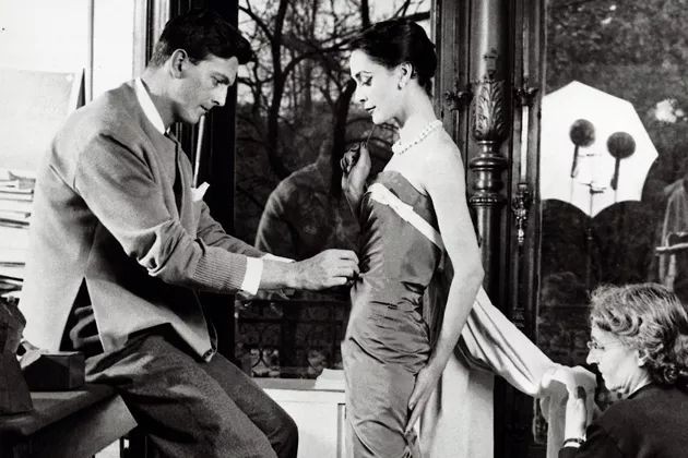 纪梵希爱赫本一辈子终身未娶,纪梵希真的爱赫本吗