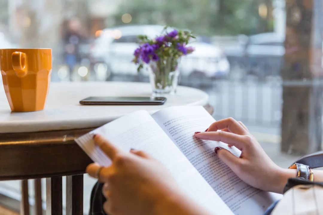 知乎800万热度：不将就的人生到底有多爽？评论亮了……