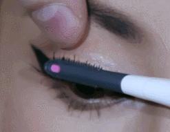 怎么用睫毛夹刷睫毛,三分钟学会夹睫毛和刷睫毛