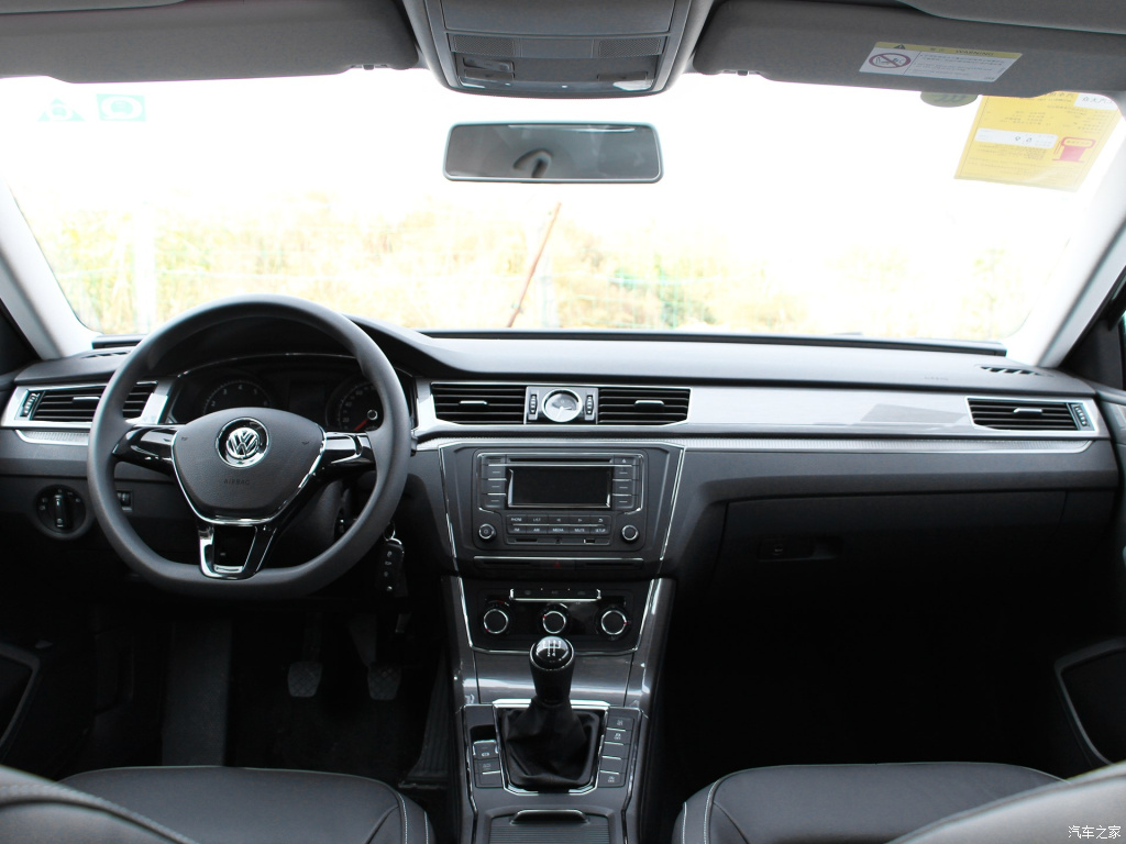 帕萨特是运动车型还是舒适车,帕萨特最开始车型