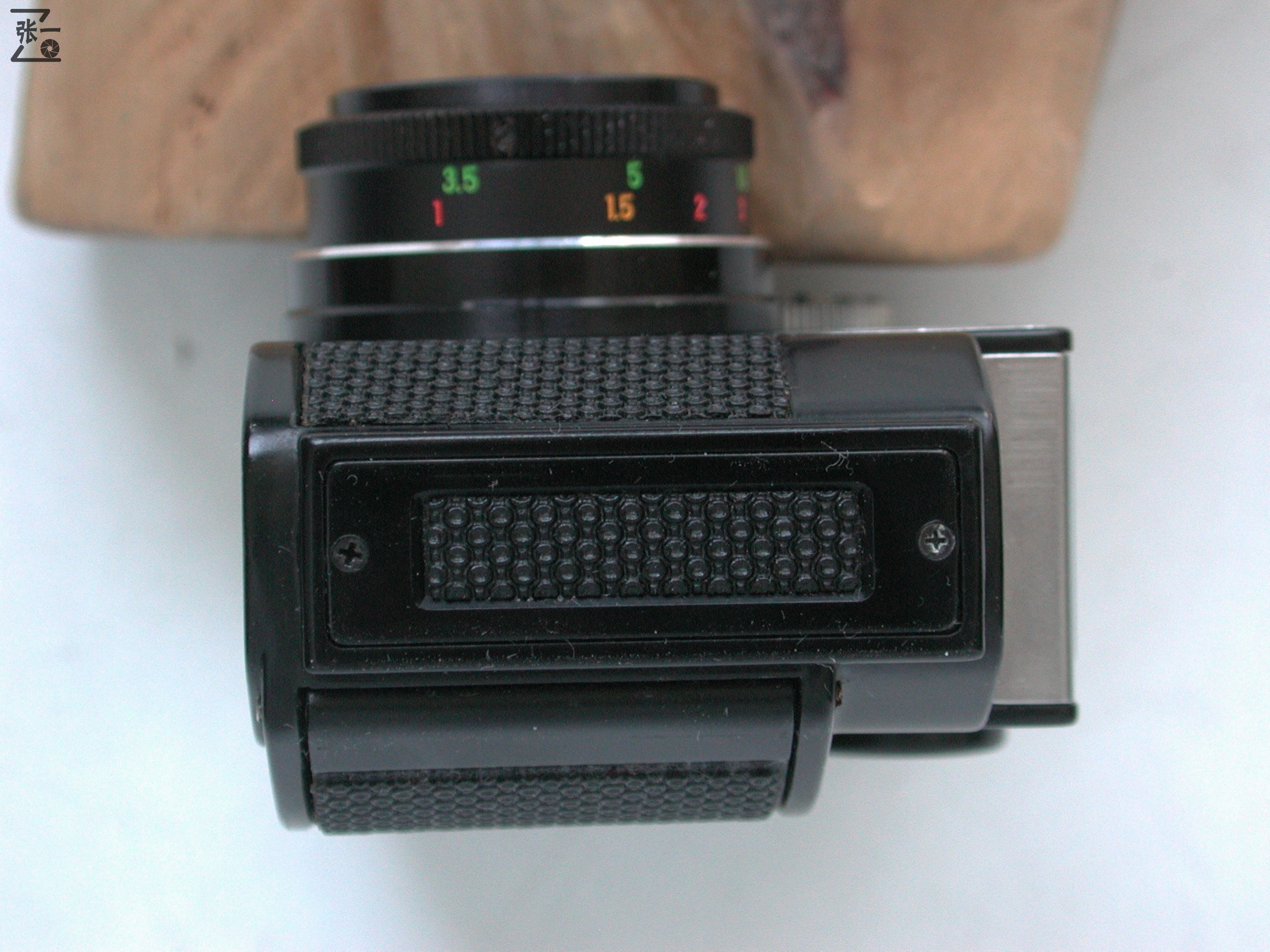 产量只有200台:MinimaxPocket110EE微型旁轴相机!日本制造