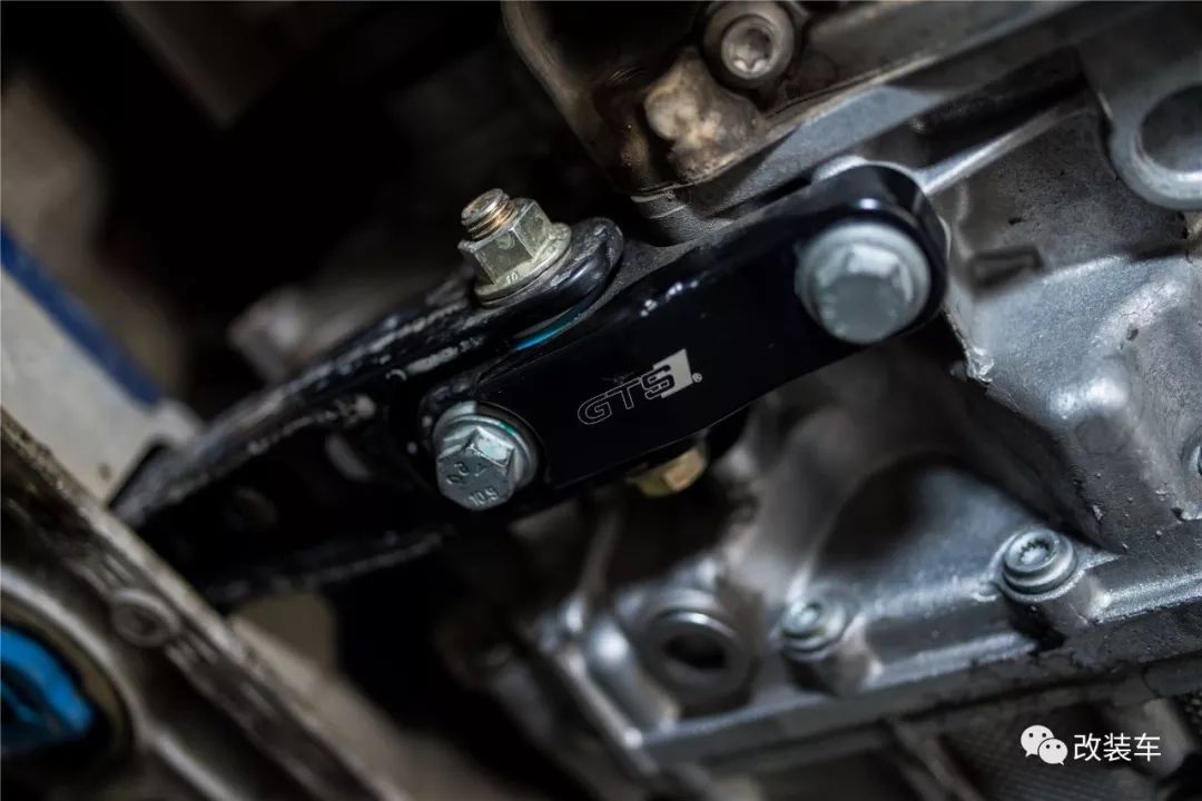 奥迪a3升级17款前杠,奥迪a335tfsi改装