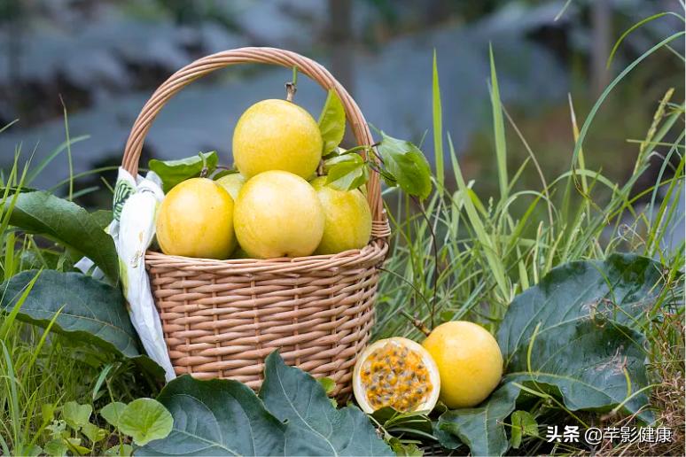 百香果怎么吃可以美白养颜,百香果美容吃法