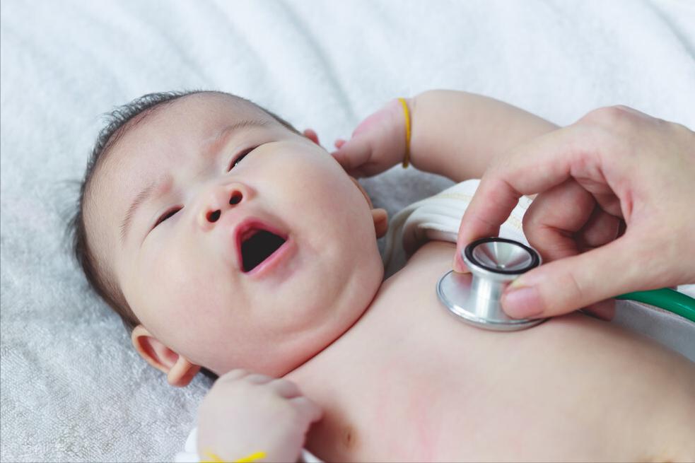 新生宝宝老是吐奶可以吃止吐药吗,新生宝宝总是吐奶溢奶怎么办