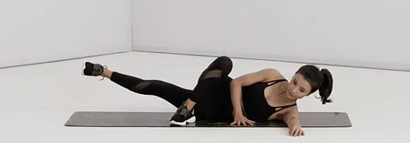 20多岁让腿变直的方法,25岁之前怎么让腿长长