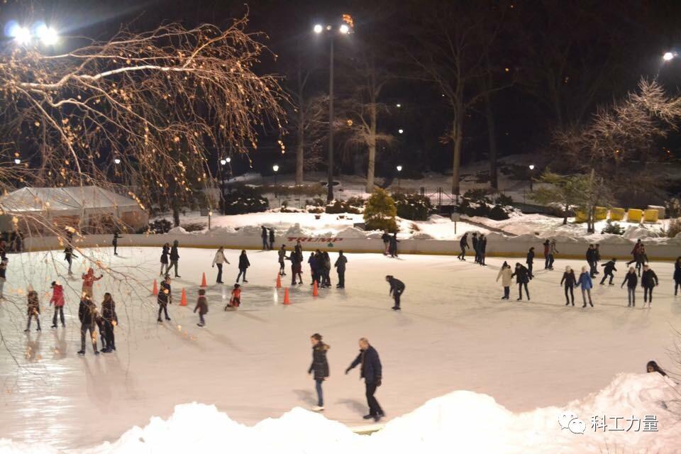余鹏鲲：和中国竞争基建？美国一点赢面也没有