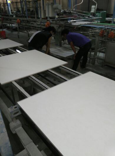 陶瓷厂工人的心酸,工厂生活记录视频