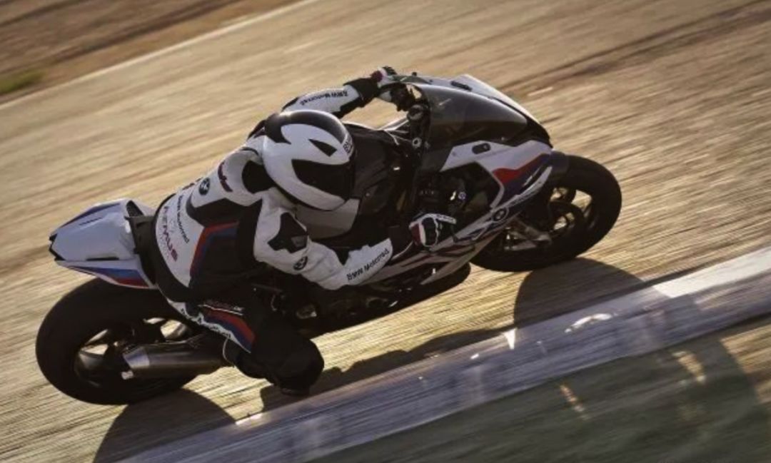 宝马套件mperformance,宝马原厂mperformance全段排气