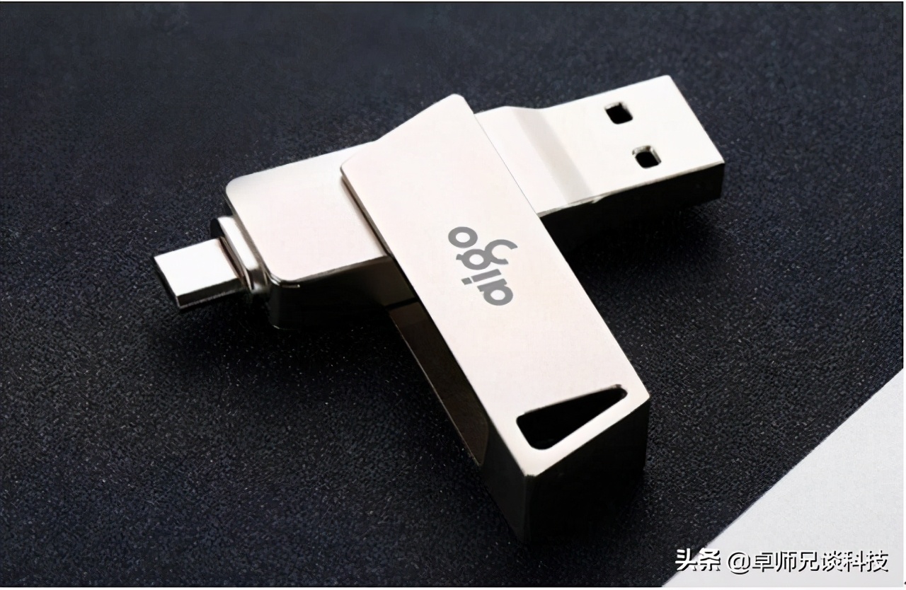 u盘里的东西删除了最简单的恢复,u盘中毒文件被删除怎么恢复文件