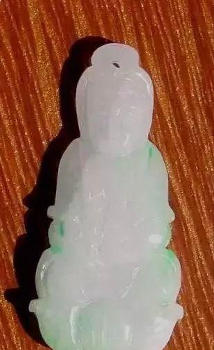 翡翠鉴别真假方法淘翠知识,最新翡翠作假技术如何鉴别