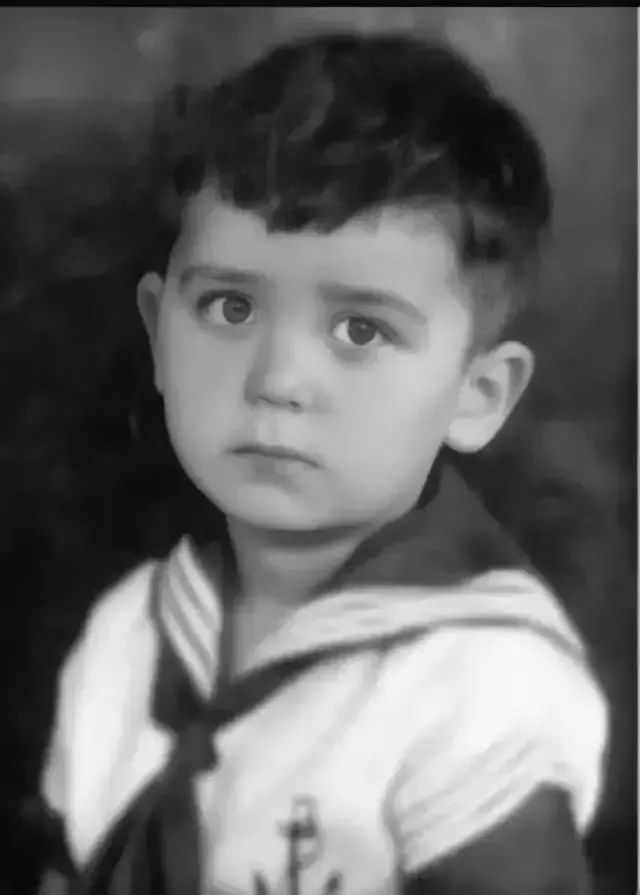 最帅院士王德民兄弟姐妹们,中国最帅院士王德民年轻时照片