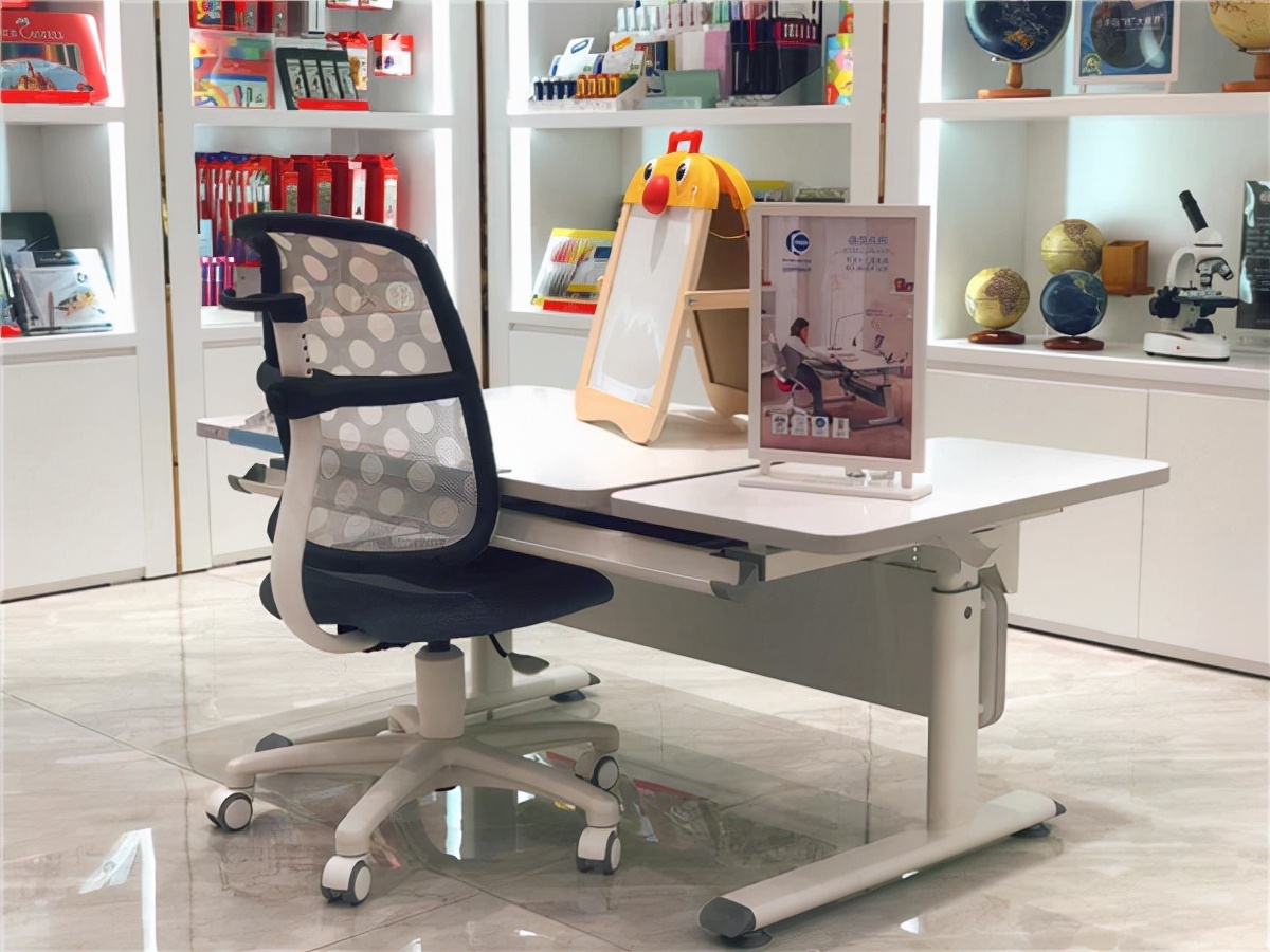 RAYCO.西安门店盛大开业，童心、匠心、初心守护如一