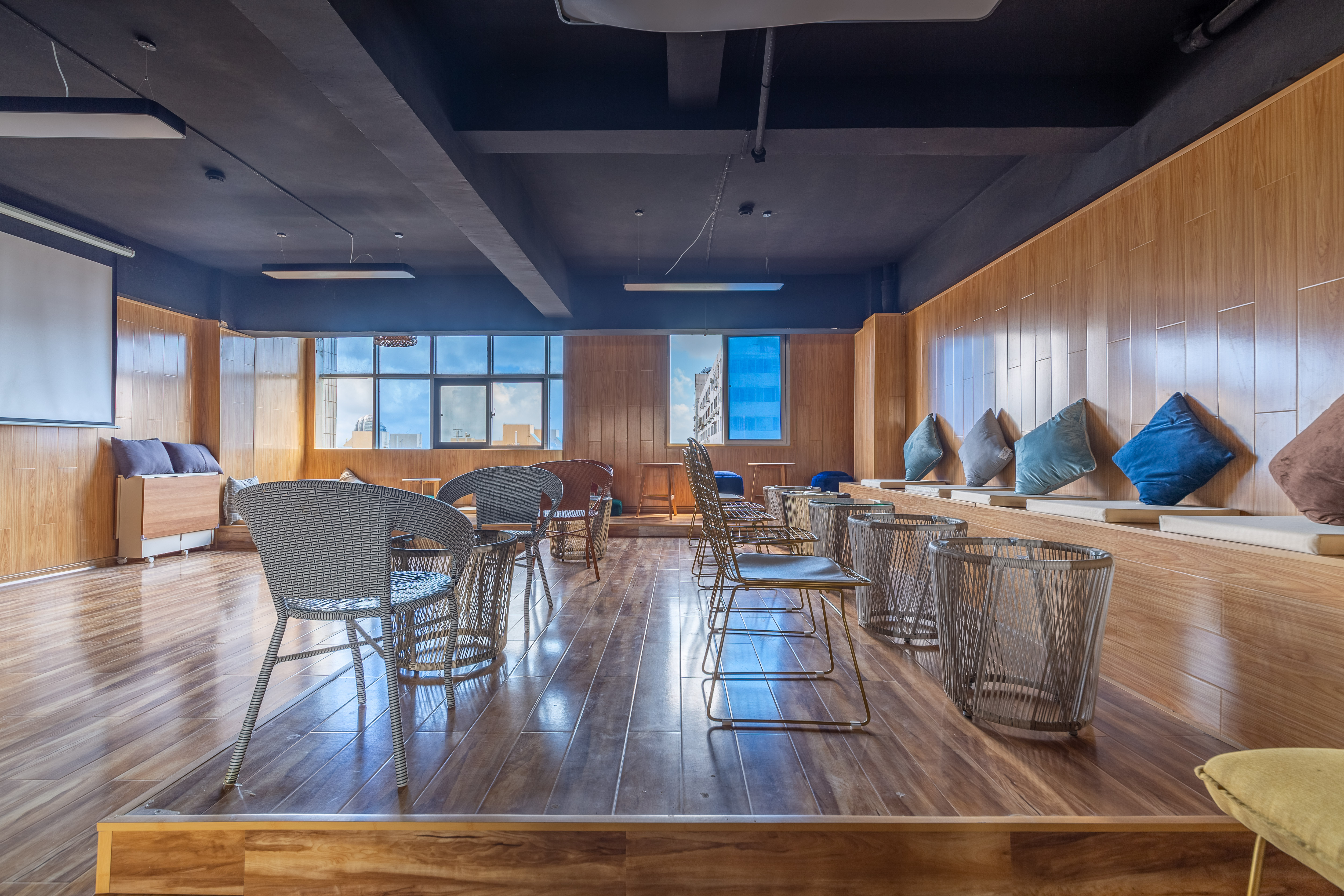 一年一轮回，百万欠款再创业又入坑？