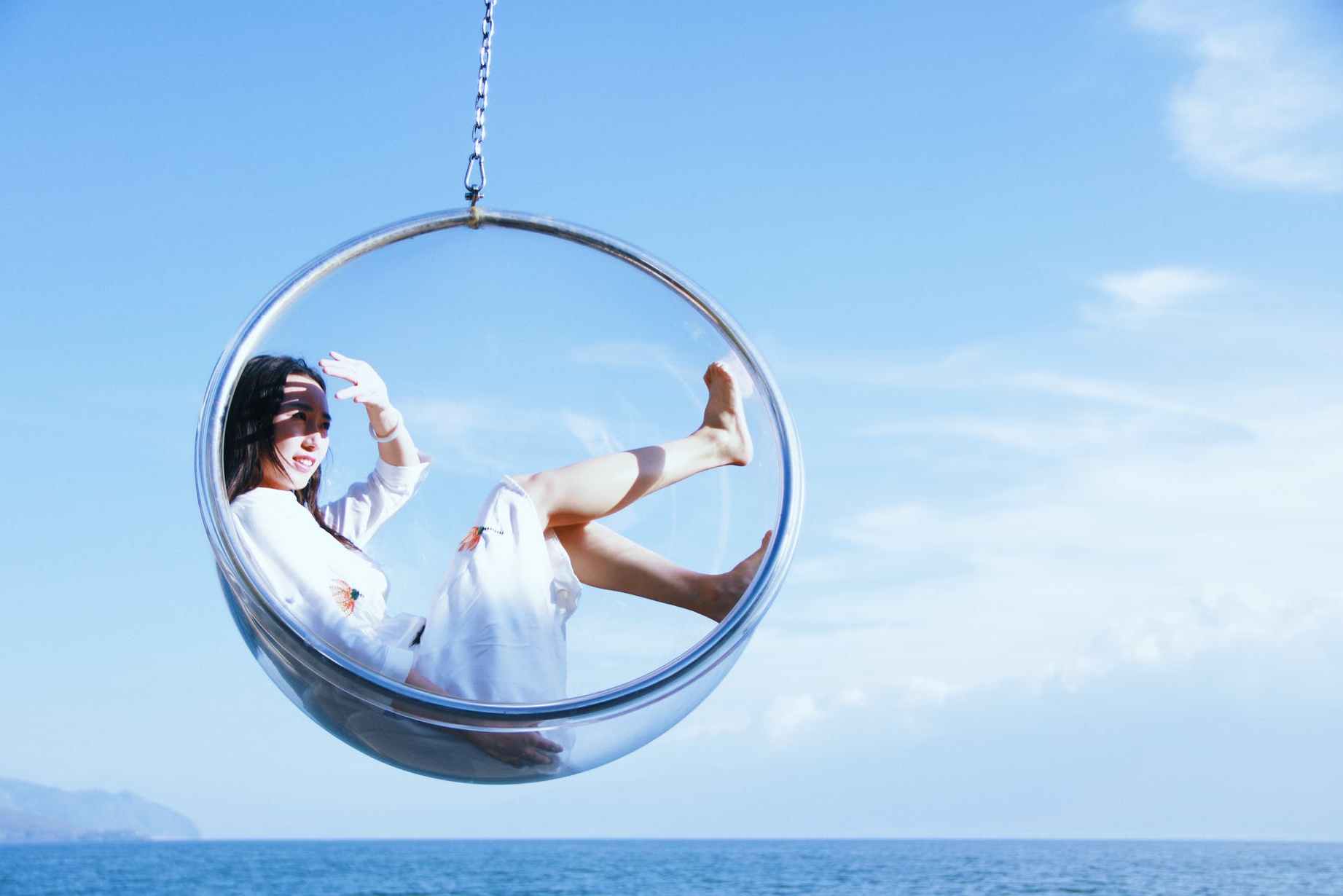 女孩子自卑懦弱怎么办,如何改变女孩子自卑的心理