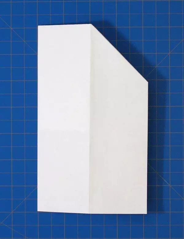 折纸飞机带机舱,适合在家玩的折纸飞机