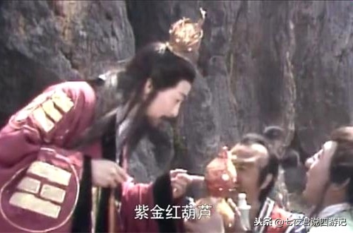 银角大王抓住了猪八戒,银角大王抓住唐僧