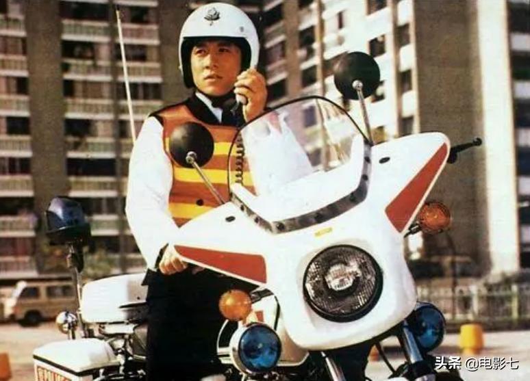 影史百大镜头成龙,成龙载入影史的镜头