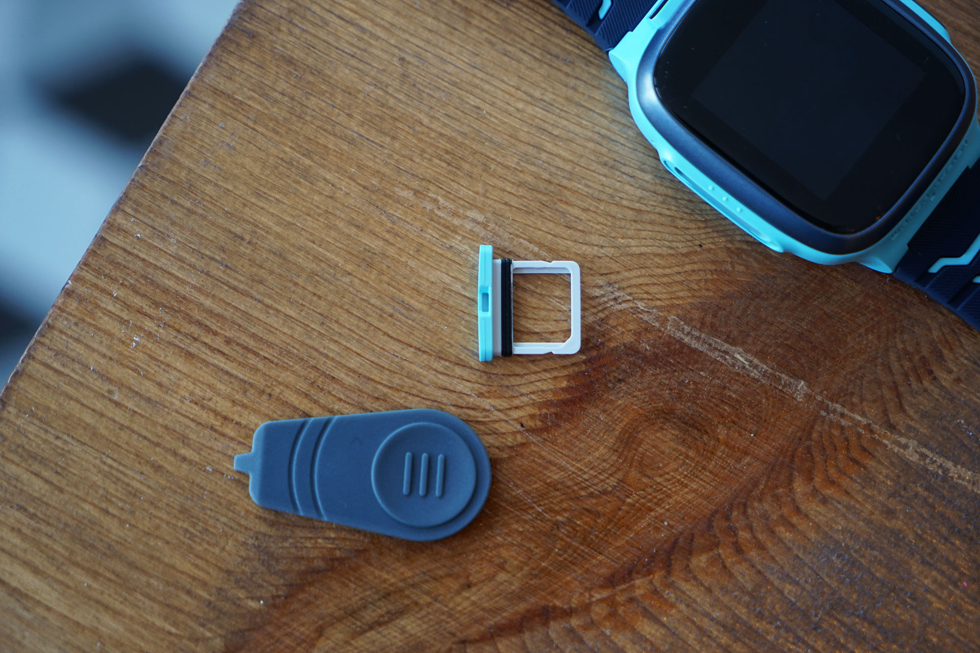 安全通讯仅是基础,趣味学习才是亮点:360儿童手表P1评测