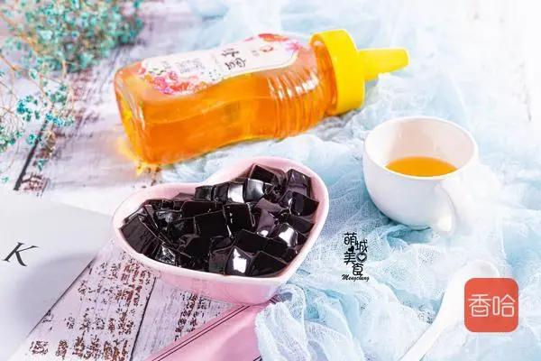 清热解暑的龟苓膏的做法,清热解暑的清凉龟苓膏