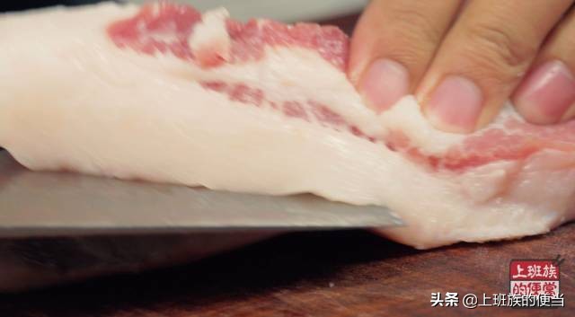 肉丸怎样做才外酥里嫩,肉丸怎样做嫩滑不柴