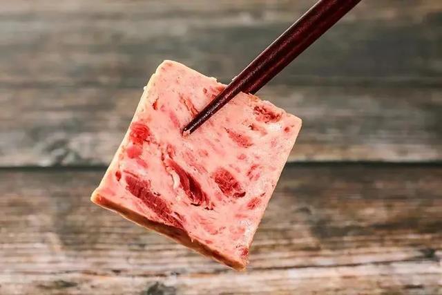 这个国产货颠覆了我的偏见，64年只做猪肉罐头，让人不得不佩服