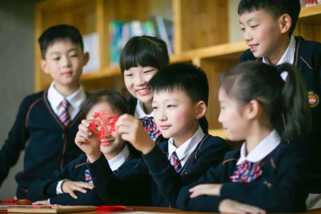 沙坪坝公办小学名单,重庆沙坪坝附近好的小学