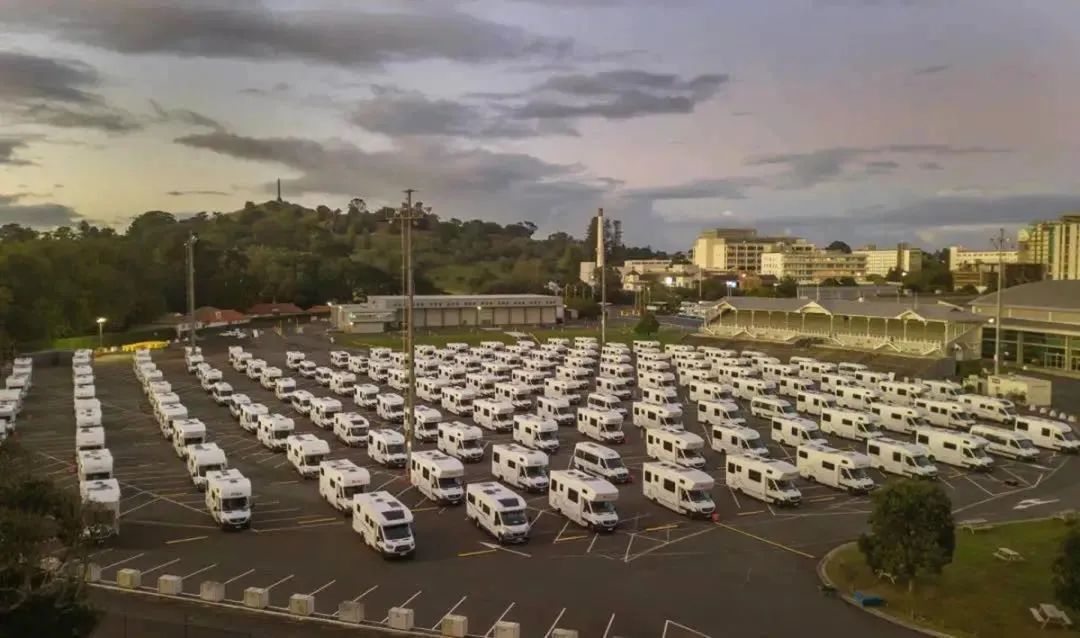 制造医用口罩的行业,投产口罩为抗击疫情助力