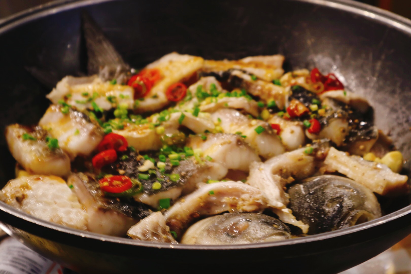 寻味武汉:坚持做传统粤菜27年不变,鸡有鸡味,鱼有鱼香