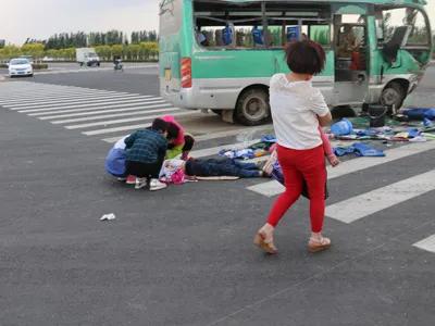 交通事故要负全责的情形有哪些,交通事故的免责条件