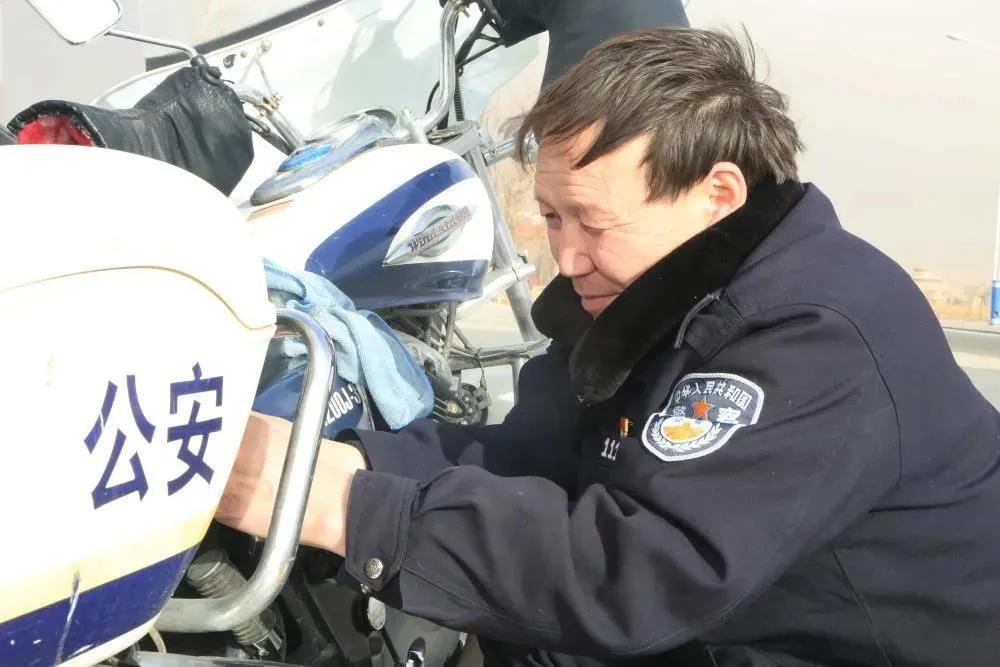 管得最宽的片警有了“接班人”!