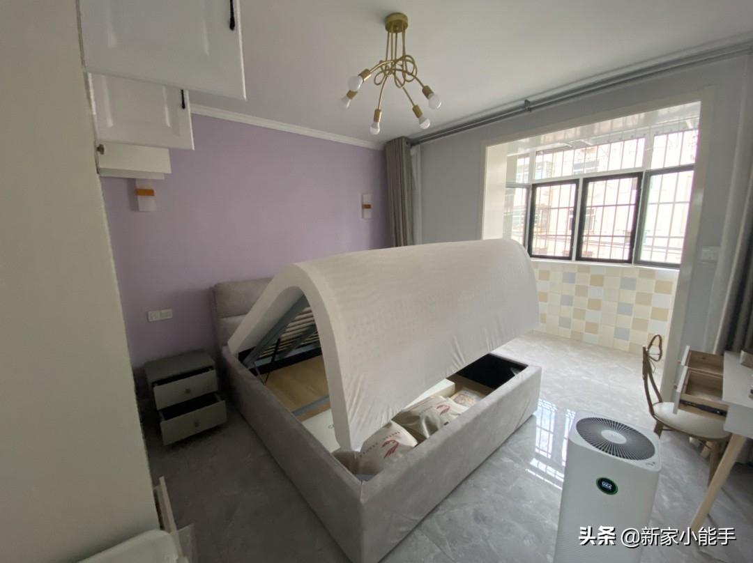 不吊顶新型的客厅装修,2021最火的客厅不吊顶不做电视墙