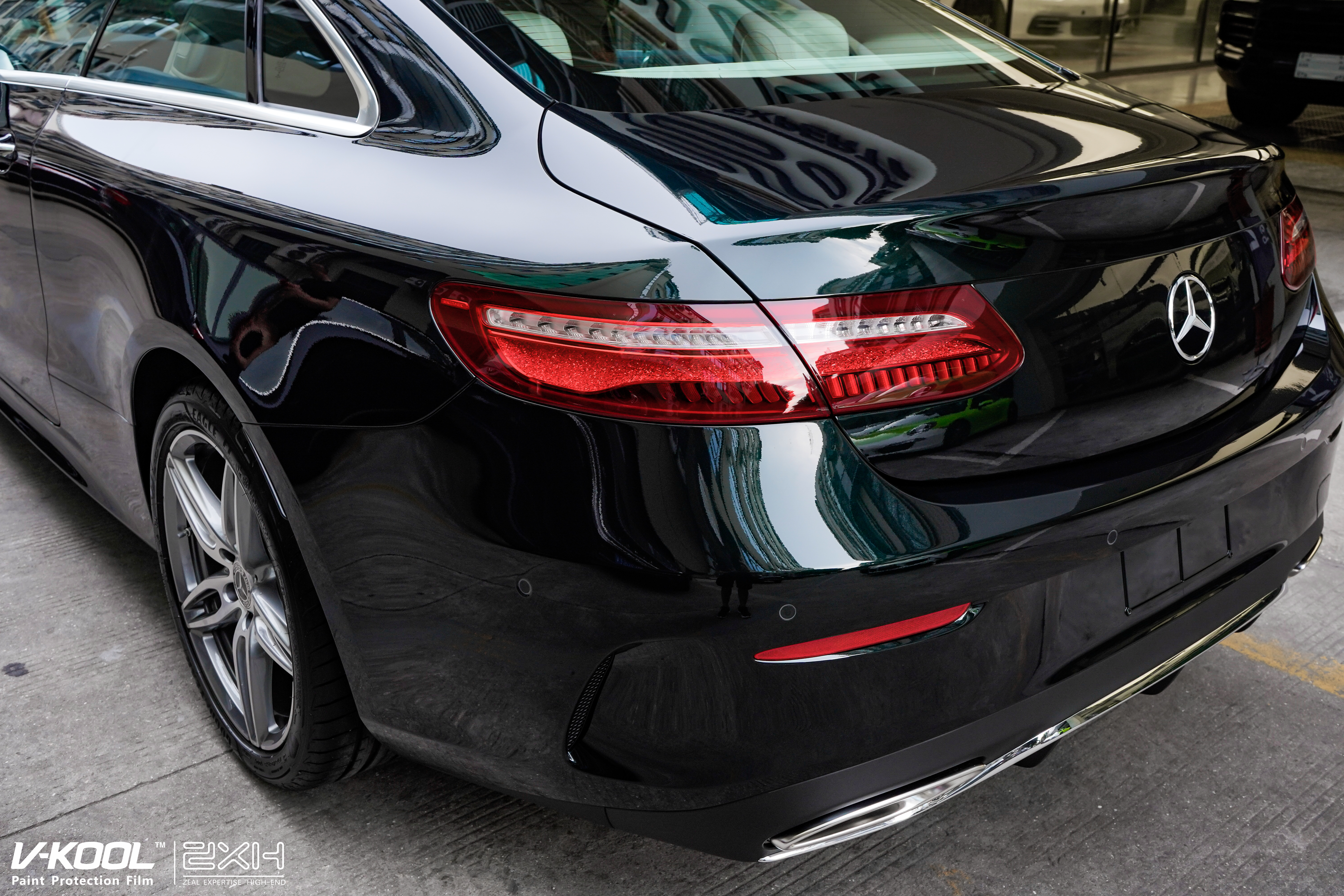 最美奔驰e200,奔驰e200轿跑操作视频