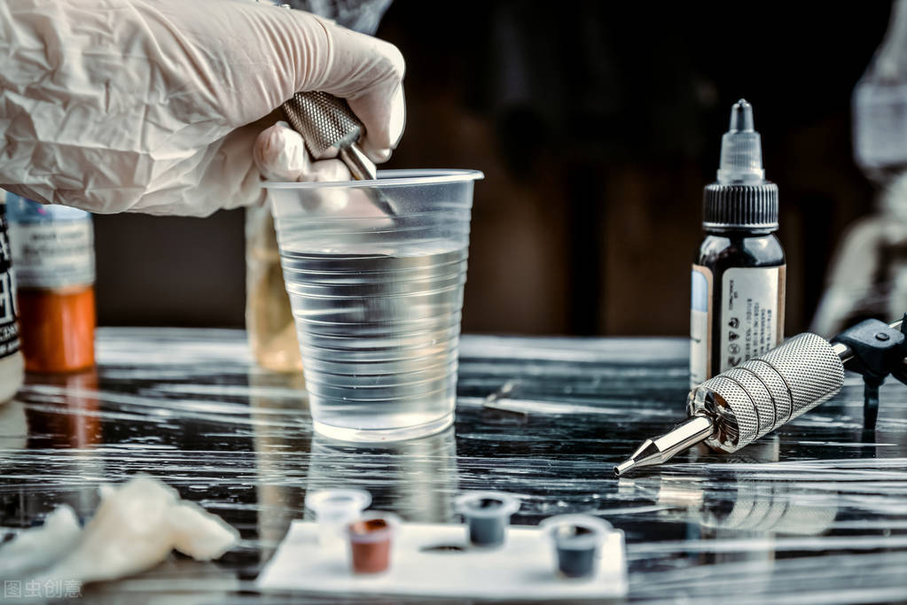 纹身去除方法,去除纹身的方法有哪些