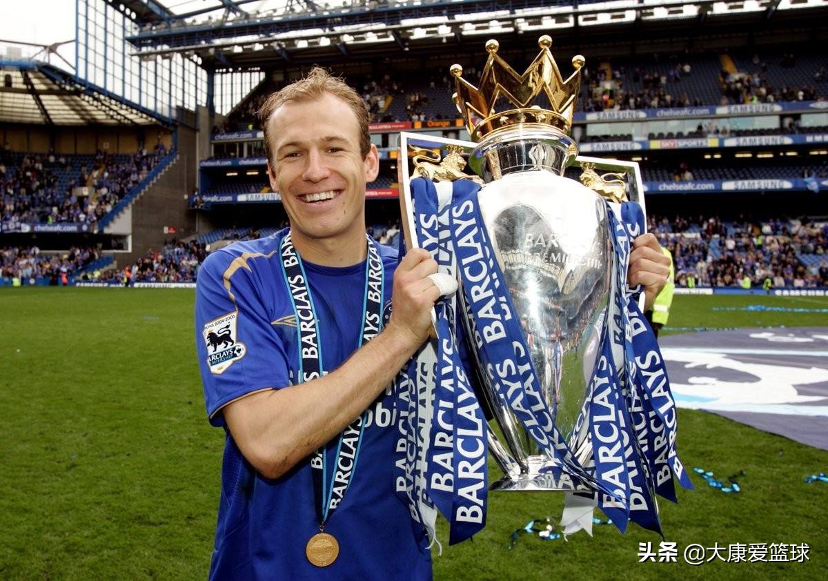 罗本斯内德范佩西亨特拉尔,罗本荷兰三棍