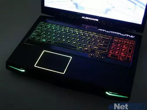 律师买几寸笔记本合适 (律师职业一般使用什么样的笔记本)