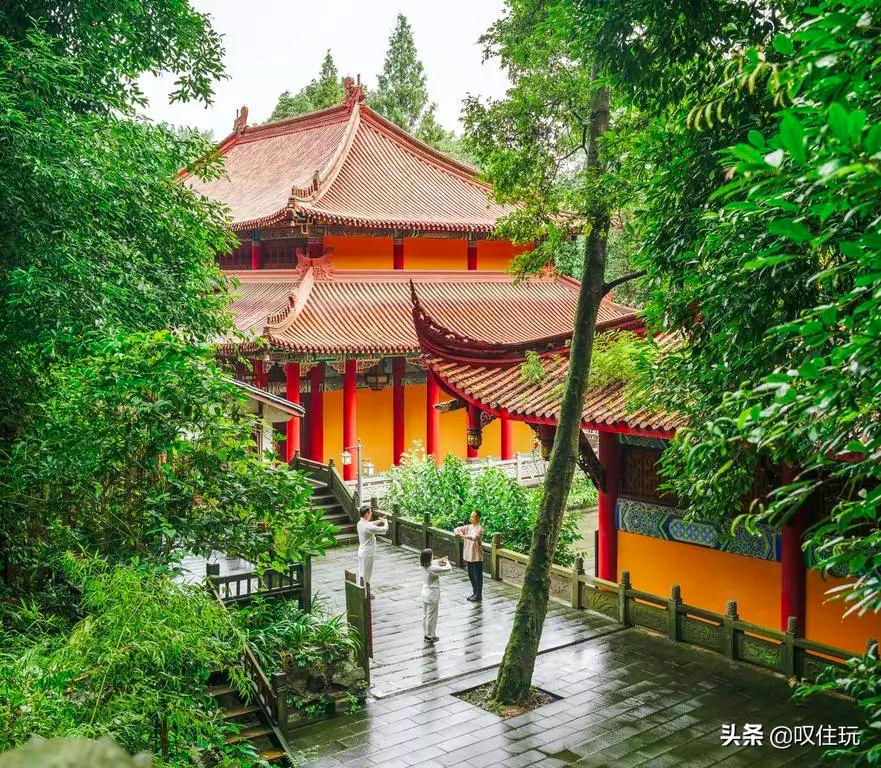 青城山六善酒店是哪个酒店旗下,青城山六善酒店禅意