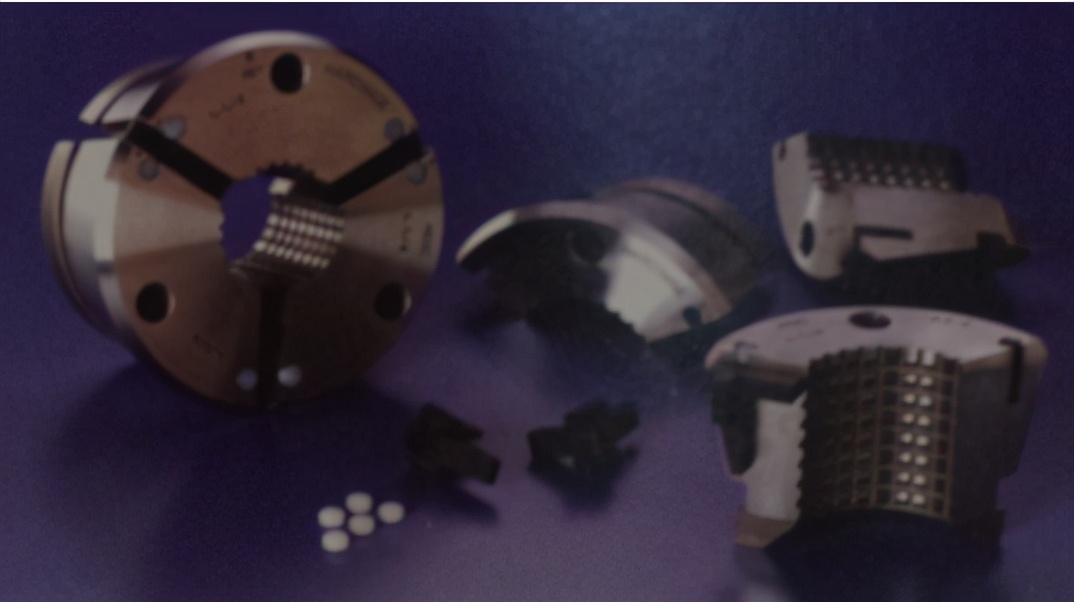 弹簧头与铁夹头的区别,弹簧夹头的优缺点