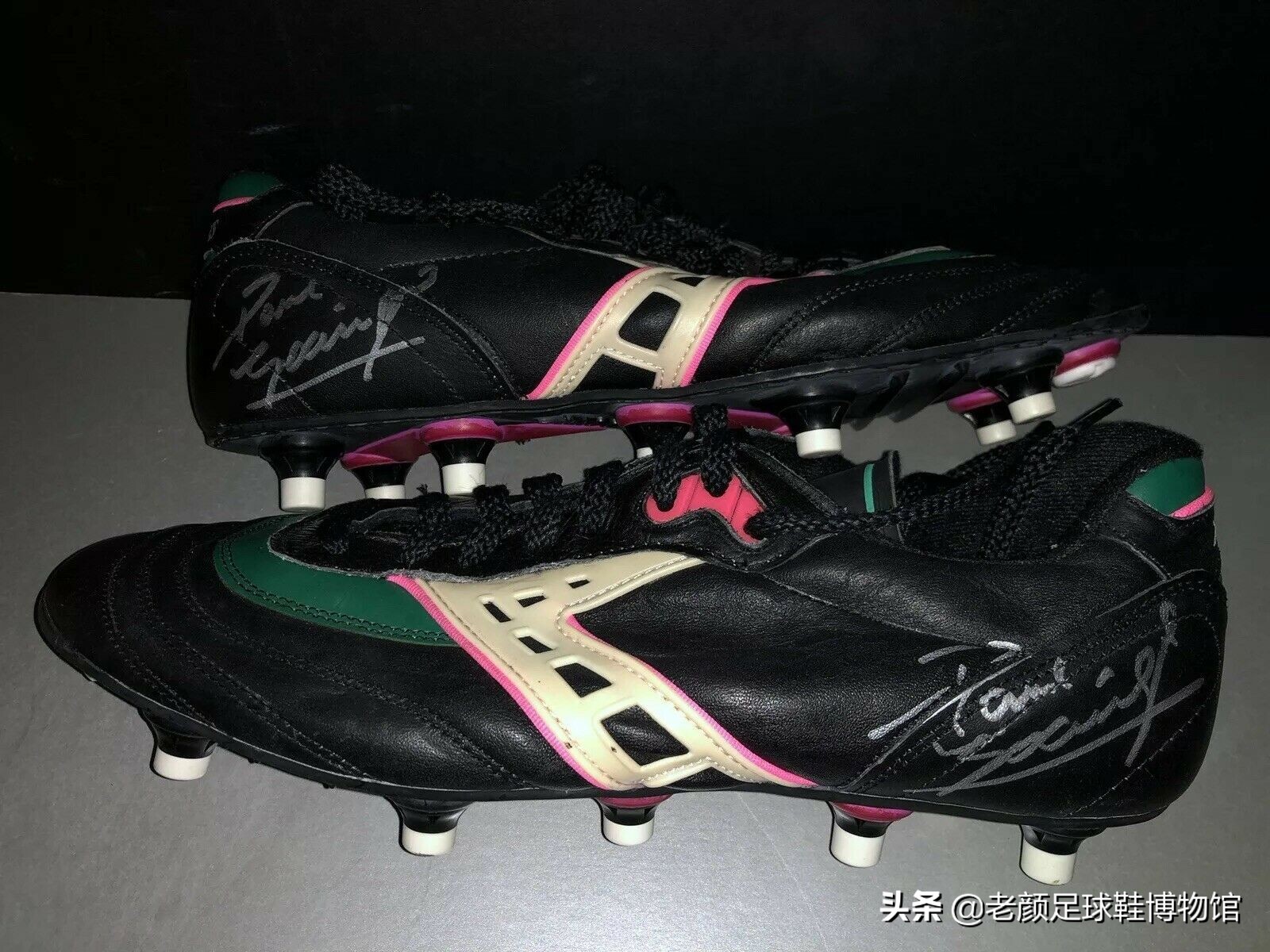 破产酒鬼的球鞋拍卖值6万,加图索的恩人名字成为香港路名