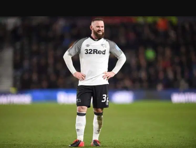 鲁尼曼联任意球破门全纪录,鲁尼曼联最后一球