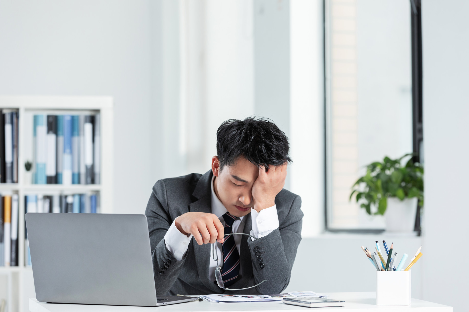 职场内向如何克服,职场内向自卑有社交恐惧症怎么办