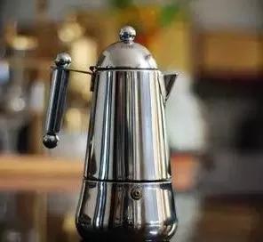 自己怎么在家做比较好喝的咖啡,自己如何在家做一杯摩卡咖啡