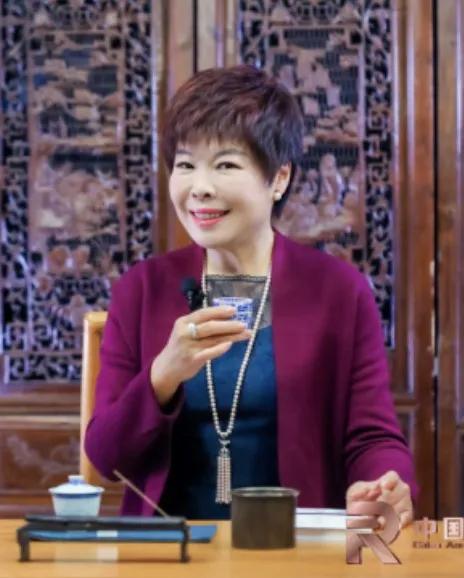 于丹趣品茶韵十三集,于丹趣品人生全集