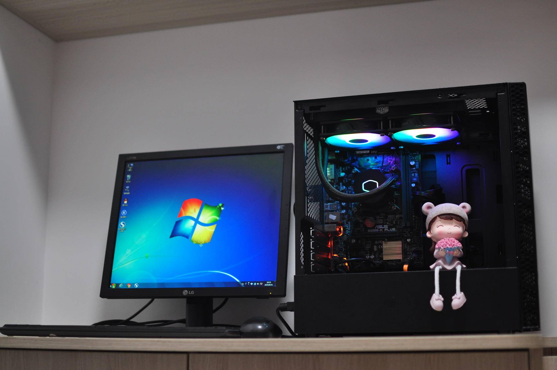 全靠图纸和客服加度娘,小白也能装电脑