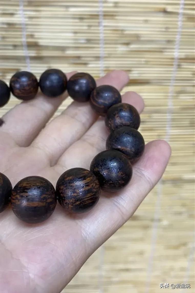 各种手串盘出包浆,快要包浆的手串怎么盘