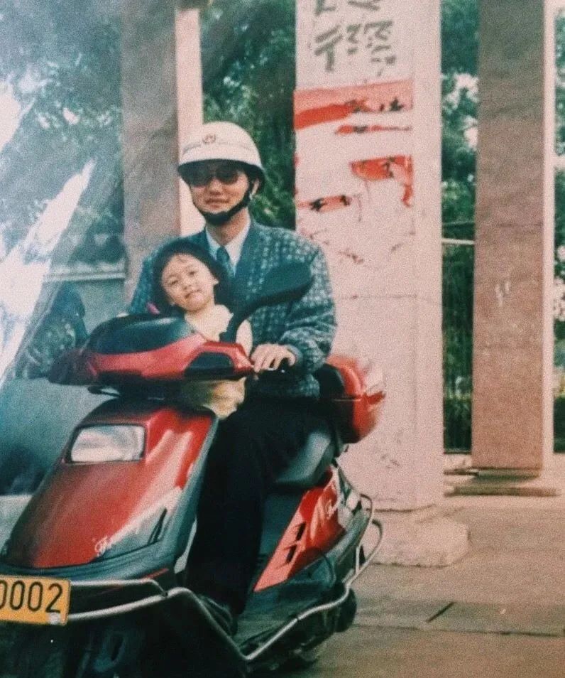 不露胸,不卖肉!照样圈粉百万!这才是最该被吹爆的真女神好吗