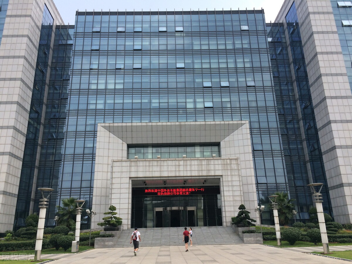 钟祥繁华还是大冶繁华,大冶和钟祥