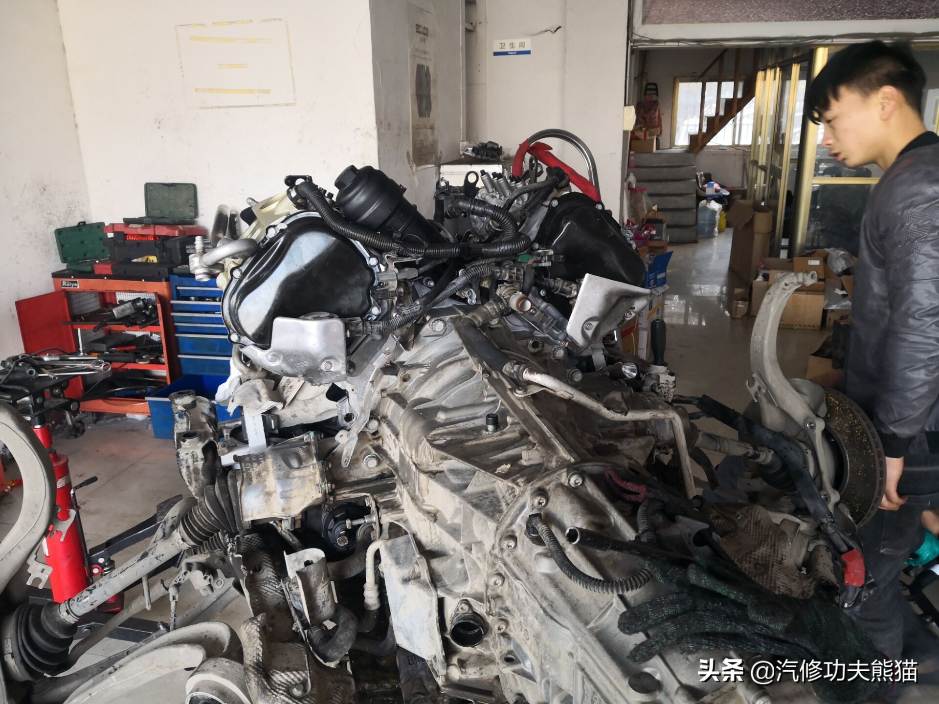 为什么都说奥迪a6l烧机油,奥迪a6l2.4烧机油原因分析