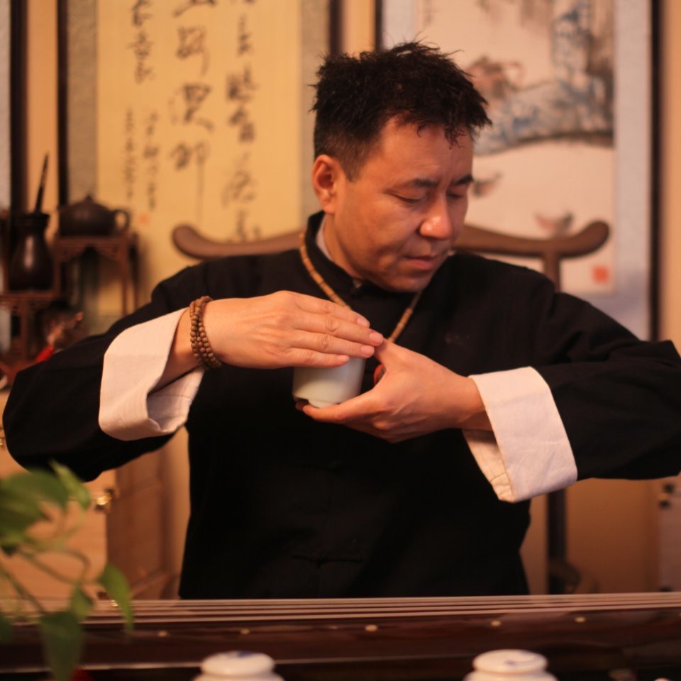 制香非遗传承人,非遗制香传承人正在直播